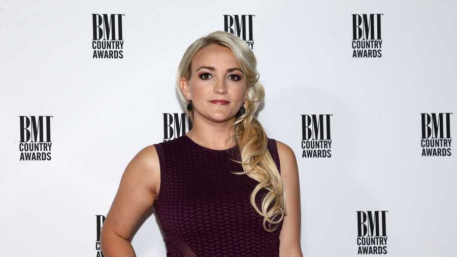 Jamie Lynn Spears, seen here in 2016, called Tesla "a secret cat-killer" and told CEO Elon Musk that he owes her a couple new feline friends.