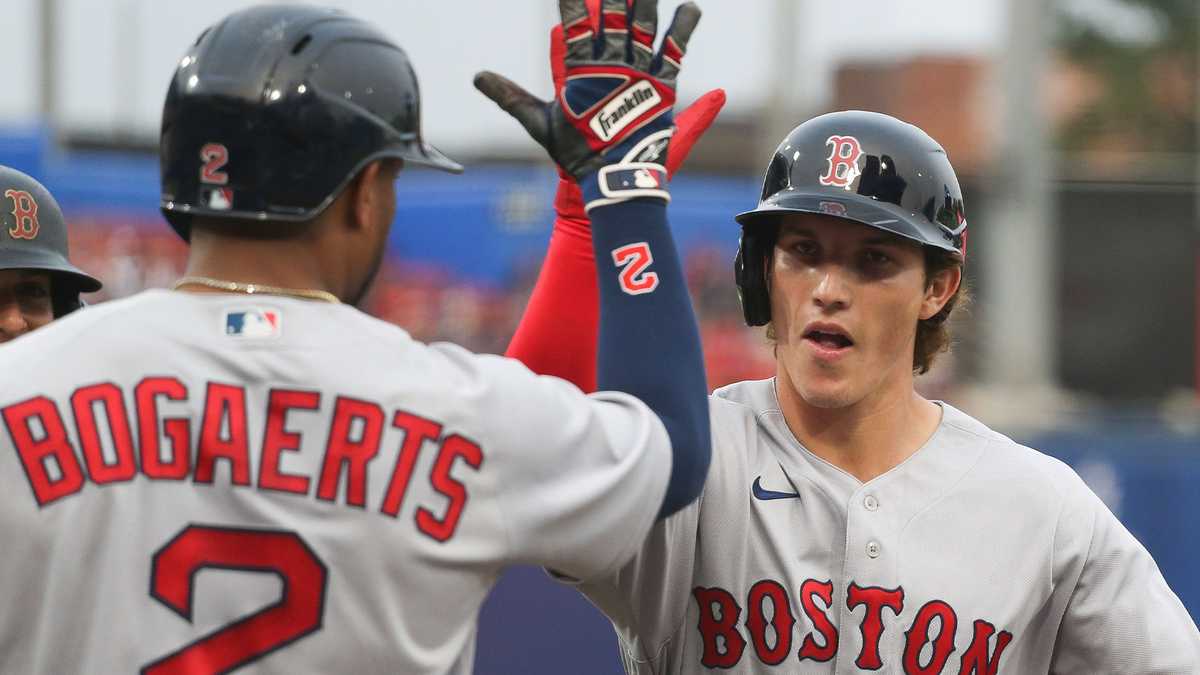 Duran's first MLB home run sparks Red Sox rout of Blue Jays