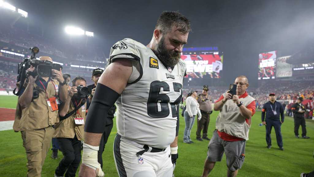 Philadelphia Eagles Center Jason Kelce Has Told Teammates He Intends To