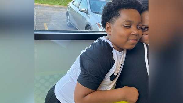 9-year-old boy dies after being hit by stray bullet in Newburg, LMPD says