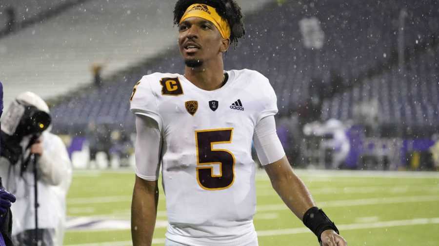 LSU football lands ex-Arizona State Sun Devils star QB Jayden Daniels - ESPN