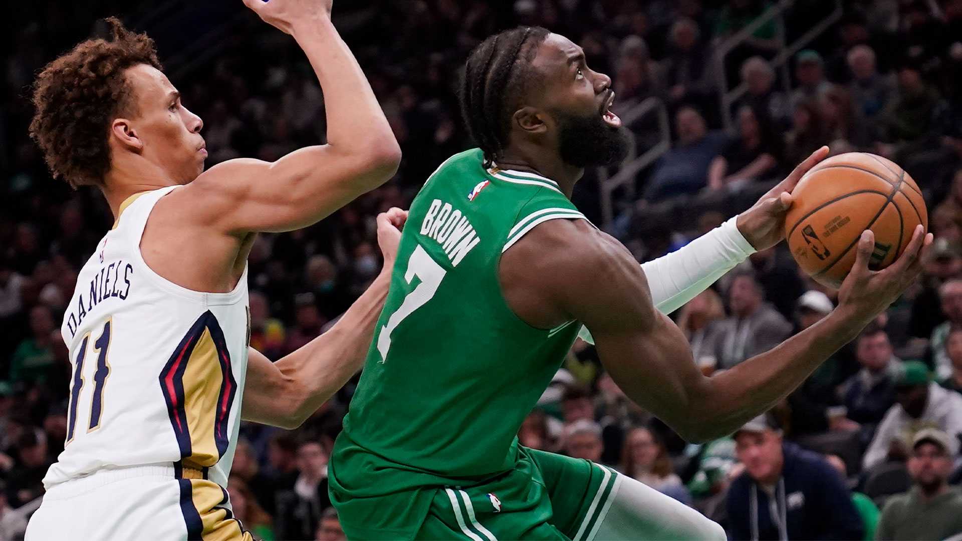 Brown Scores Season-high 41, Celtics Beat Pelicans