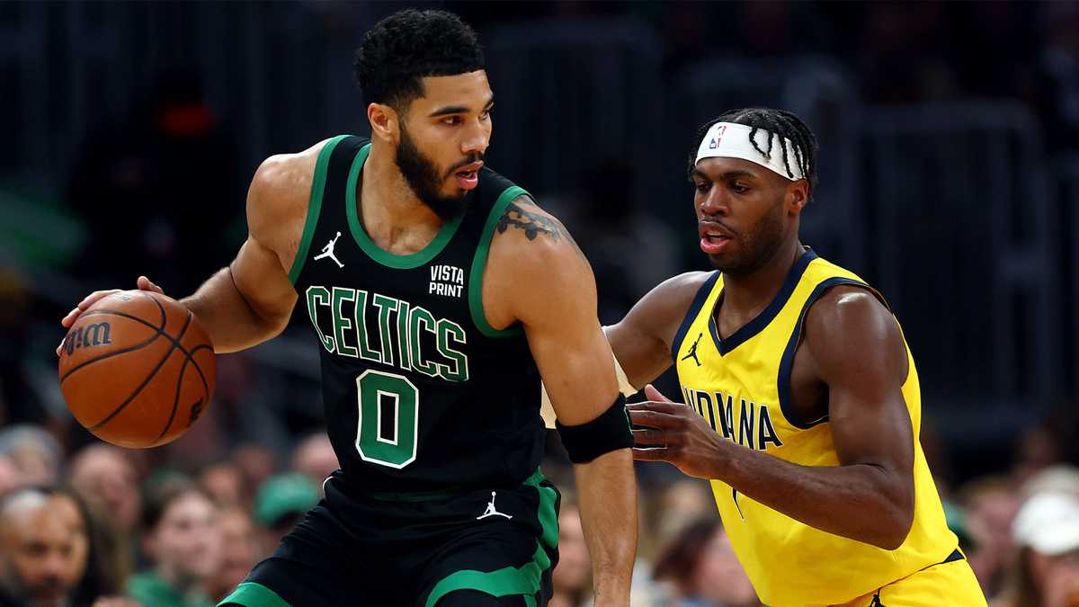 Tatum scores 30, posts double-double as Celtics rout Pacers