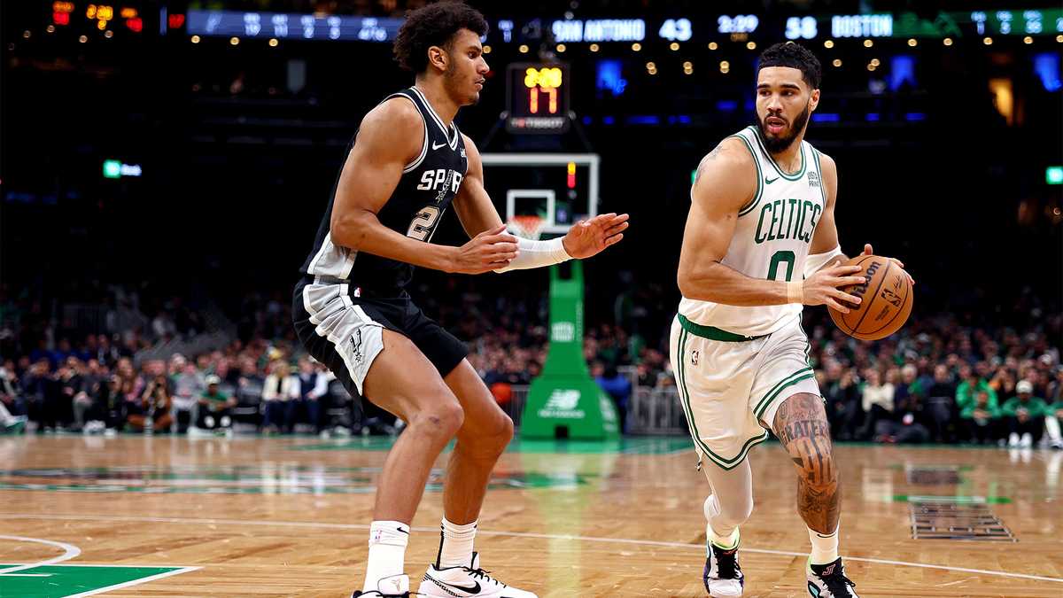 Tatum scores 24 to lead Celtics past Wembanyama, Spurs