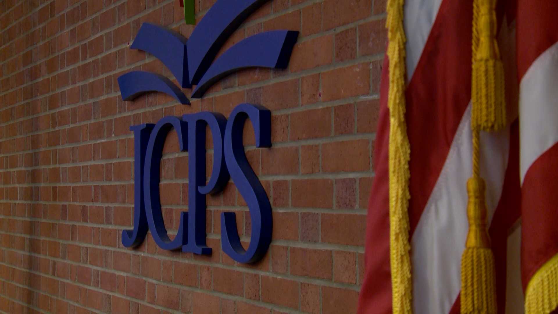 JCPS Board Selects New School Start Times For 2024-25 School Year