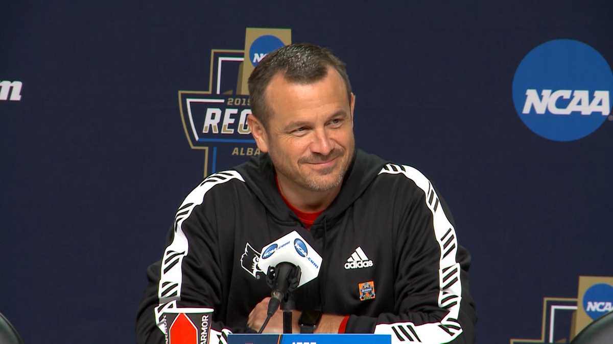 UofL's Jeff Walz reminds Gov. Bevin 2 Kentucky teams made Elite Eight