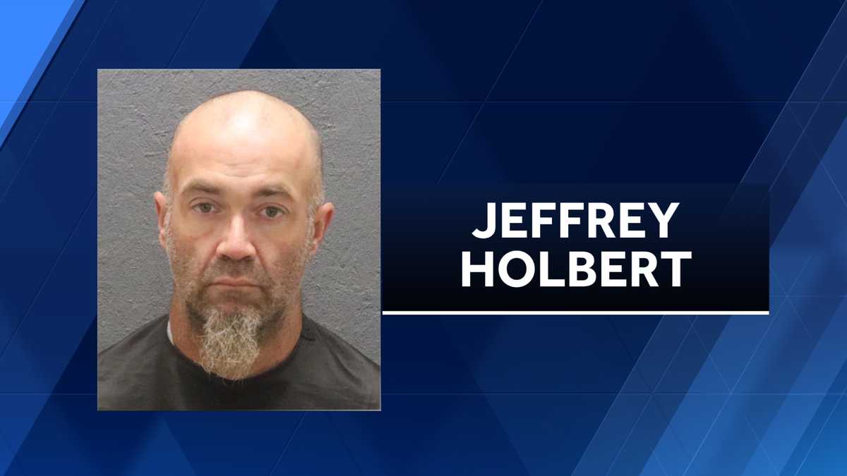 Upstate man arrested for bomb threats at Oconee courthouse, deputies say