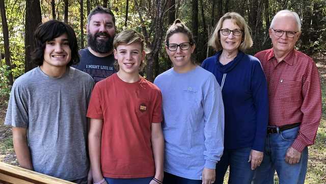 26 years after a 10-year-old's death, a kind Alabama man finishes building the canoe the boy started - Vimarsana News