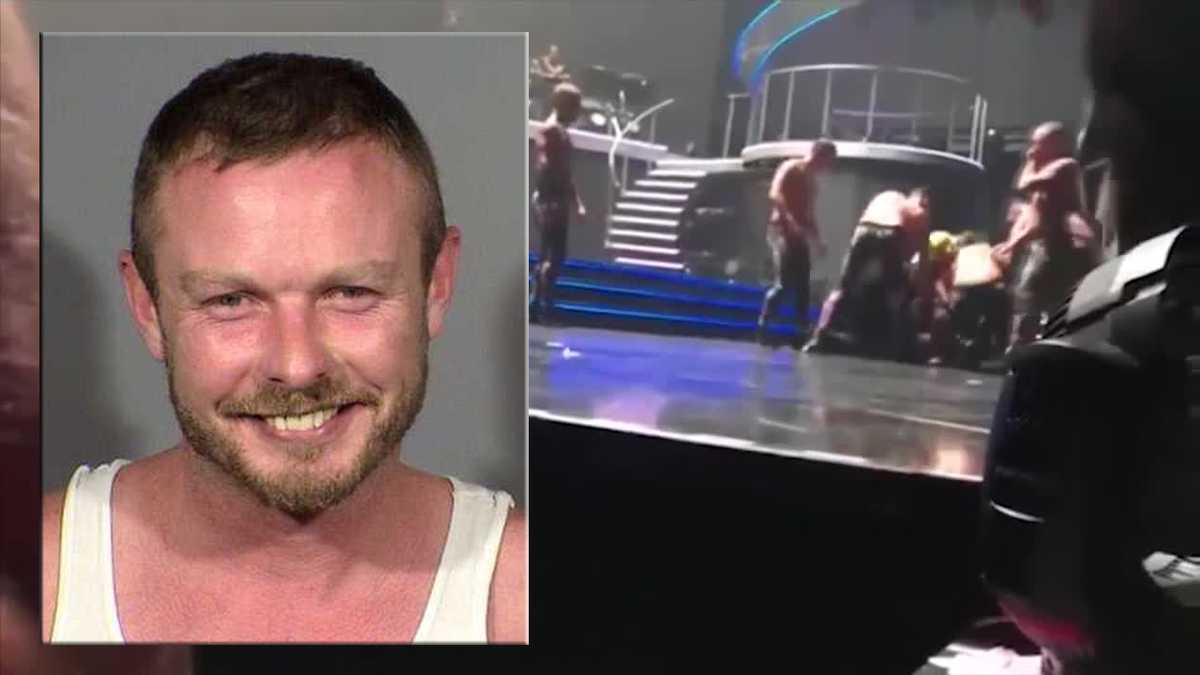 Kansas City man arrested after rushing stage at Britney Spears ...