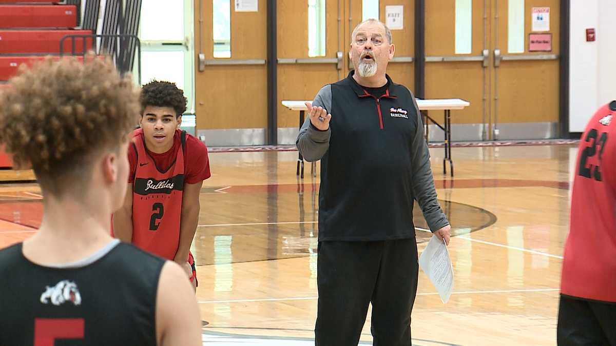 Jim Shannon preparing for 25th and final season as New Albany boys ...
