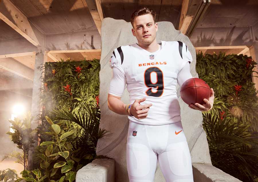 Joe Burrow helps Cincinnati Bengals unveil new uniforms