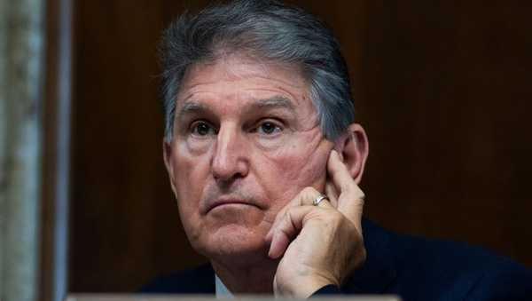 Chairman Joe Manchin, D-W.Va., conducts a Senate Energy and Natural Resources Committee hearing on domestic and international energy price trends, in Dirksen Building on Tuesday, November 16, 2021.