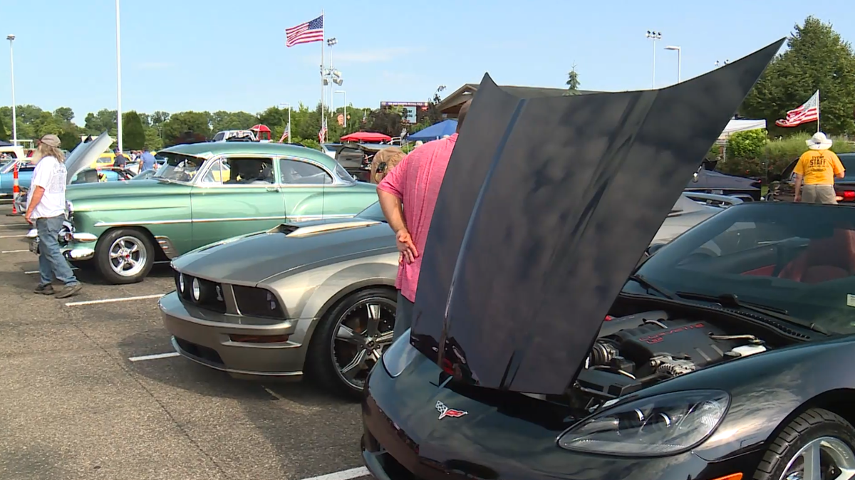 Cruise in for Kids raises thousands of dollars for Joe Nuxhall Miracle ...