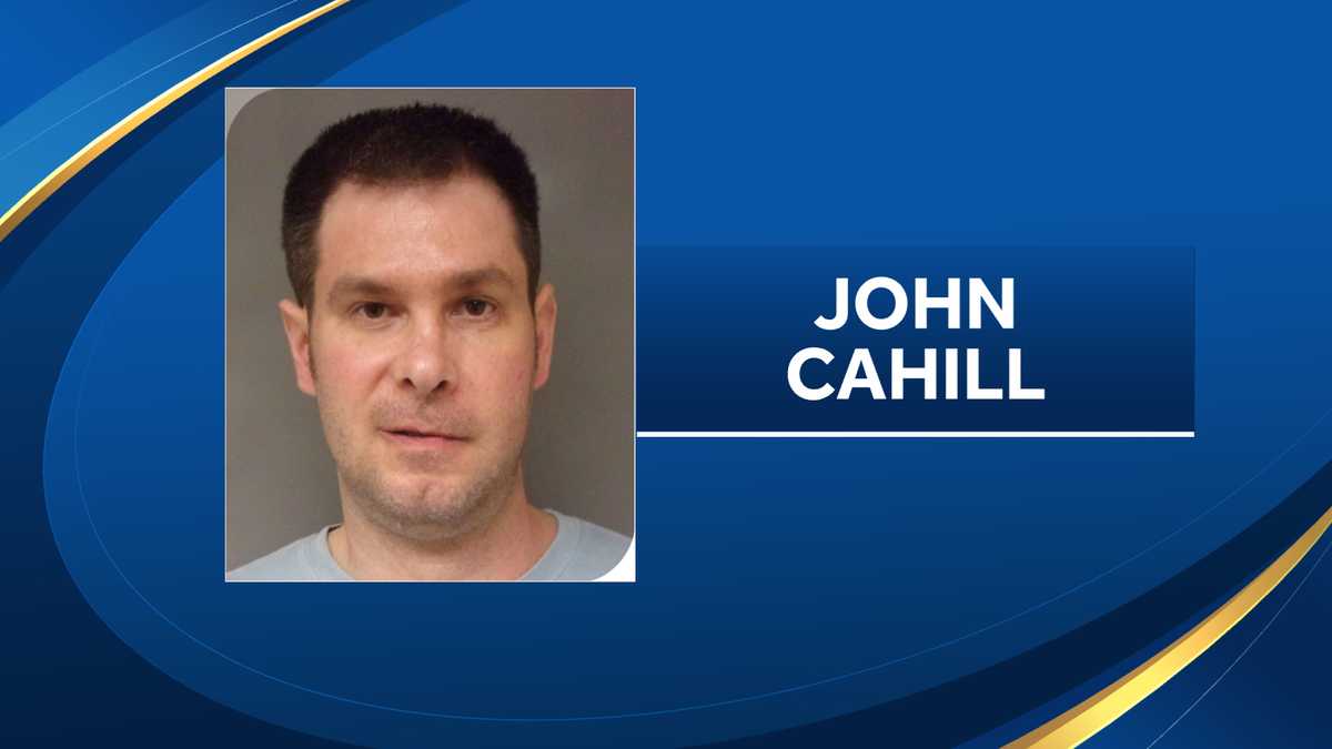 Man allegedly sprays people with bear spray outside Lebanon, NH restaurant