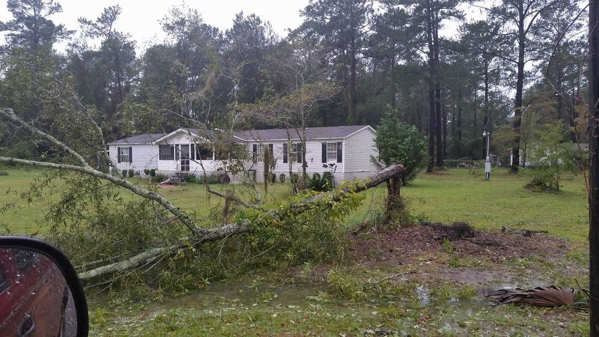 IMAGES Hurricane Matthew leaves damage, destruction along coast