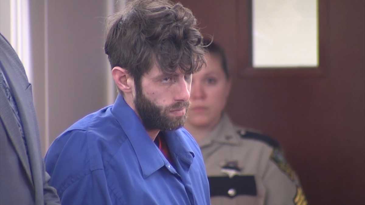 Man Charged With Killing Sheriffs Deputy Pleads Not Guilty 