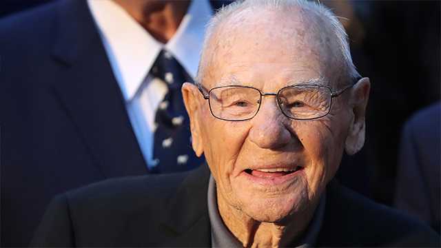 Canadian Hockey Hall of Fame legend Johnny Bower dies at 93