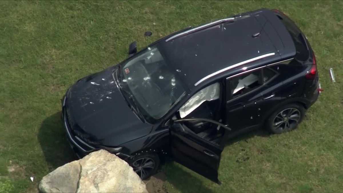 3 dead including suspect, teen girl injured after shooting in Johnston