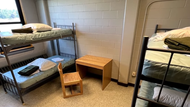 Massachusetts shelters hit capacity limit of 7,500 families - Vimarsana News