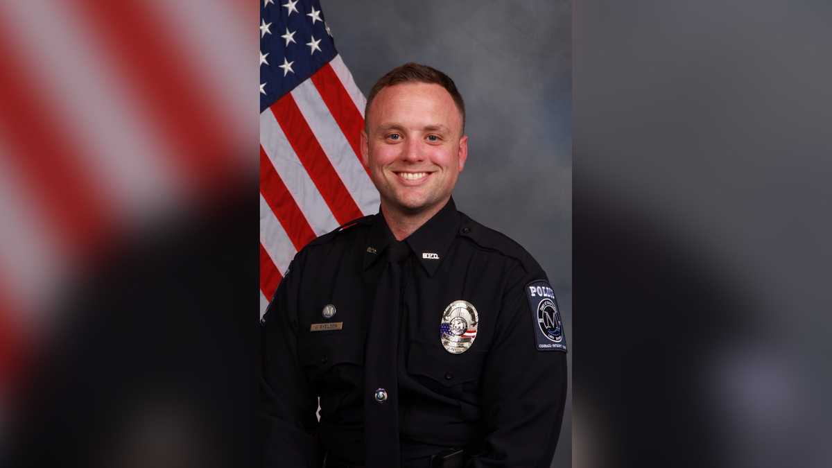 North Carolina police officer shot to death during traffic stop