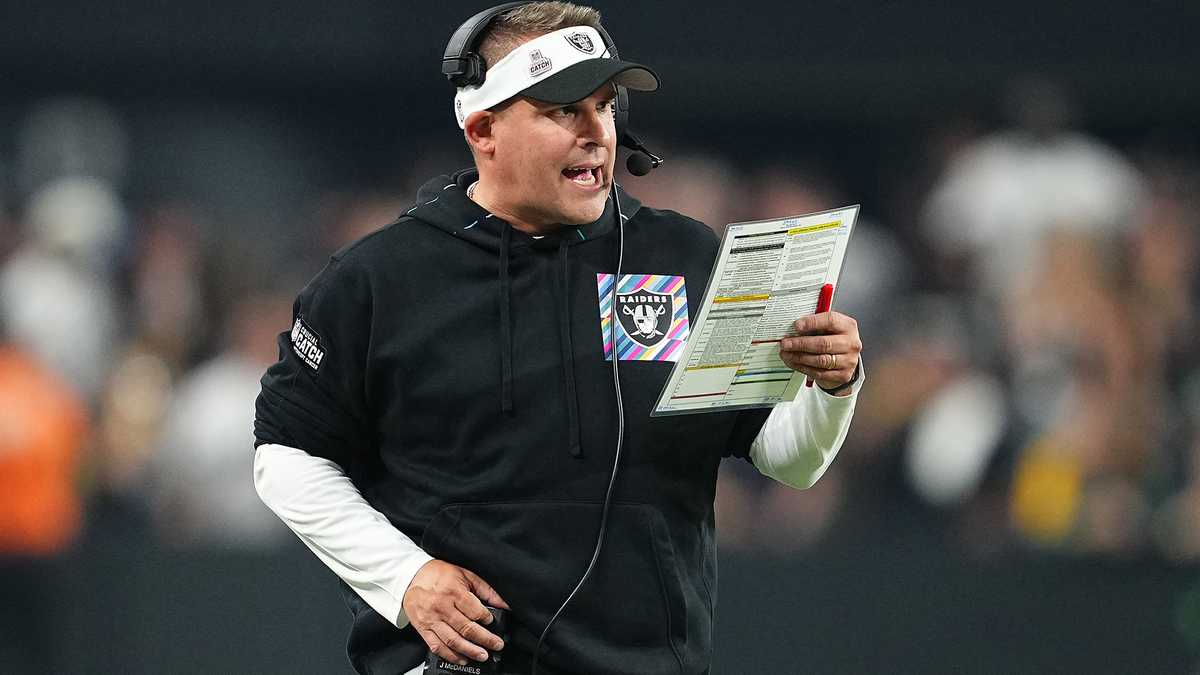 Raiders fire coach Josh McDaniels, GM David Ziegler