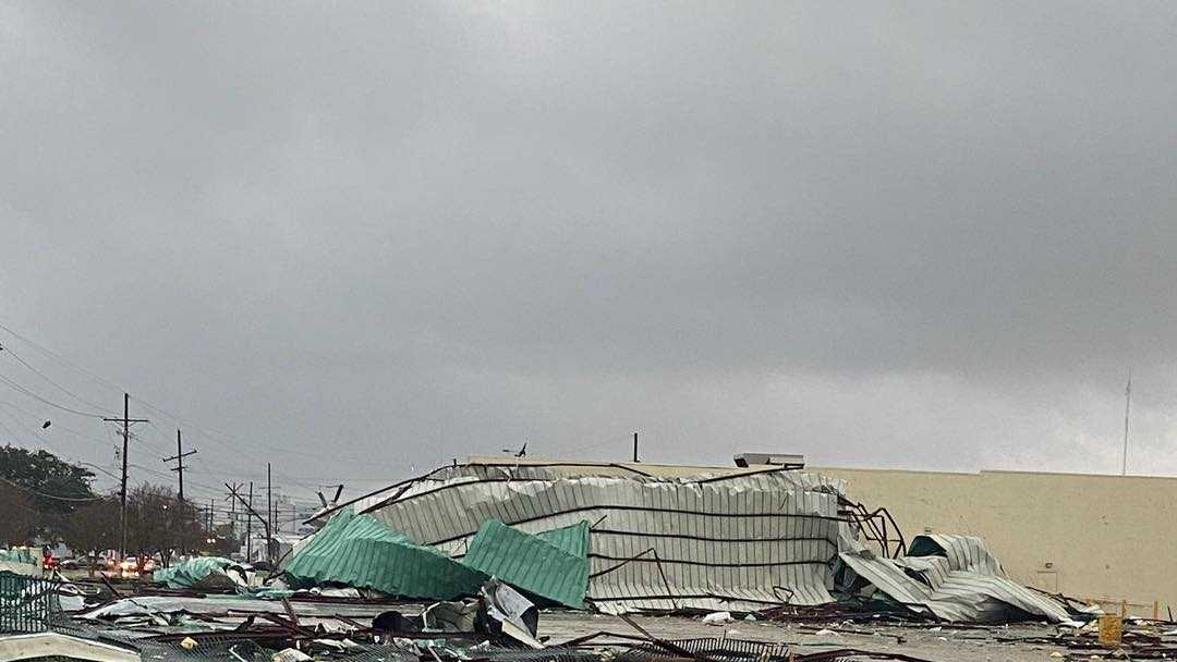New Orleans tornado damage photos