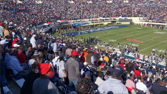 Jackson State fans line up to buy SWAC Championship tickets - Vimarsana News