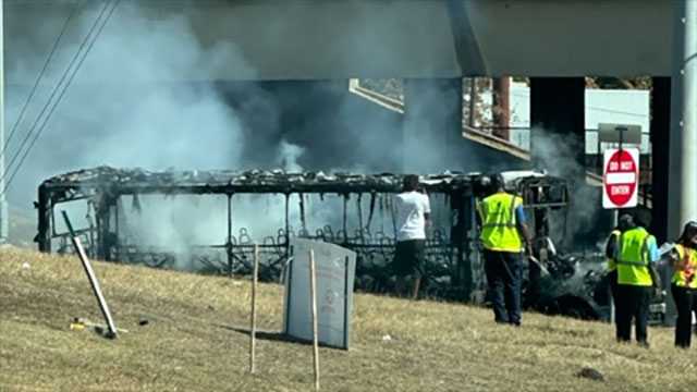 Bus fire, smoke stalls traffic on I-55 in Jackson - Vimarsana News