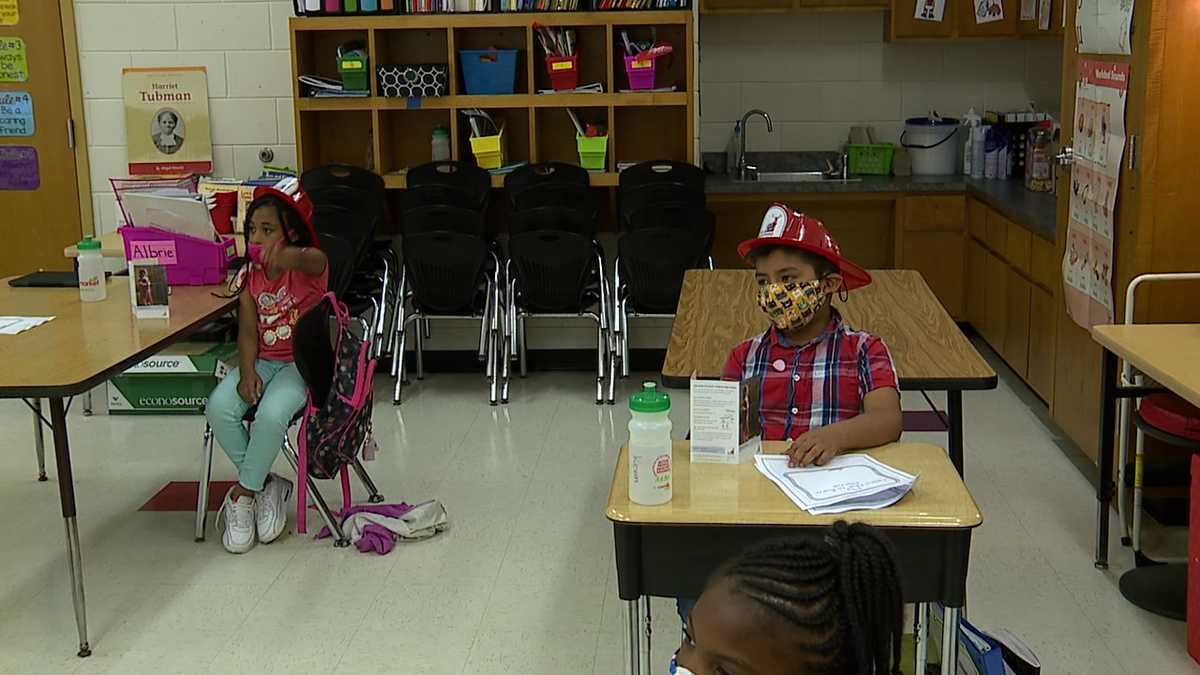 Some Savannah elementary school students learning about fire safety