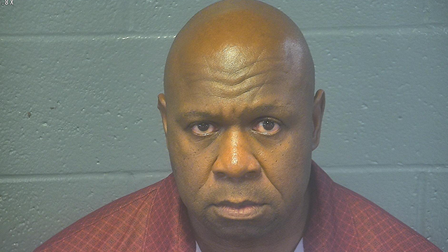 Oklahoma City police officer arrested in prostitution sting - Vimarsana News