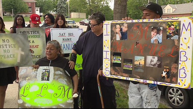 Friends, family protest plea deal given in death of Kansas City teenager - Vimarsana News