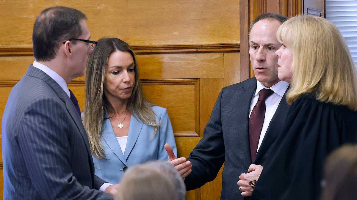 Karen Read Prosecutor, Investigator Testify in Separate Murder Case Hearing