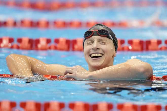 Katie&#x20;Ledecky&#x20;of&#x20;the&#x20;U.S.&#x20;celebrates&#x20;after&#x20;winning&#x20;the&#x20;women&#x27;s&#x20;800m&#x20;freestyle&#x20;final&#x20;at&#x20;the&#x20;World&#x20;Swimming&#x20;Championships&#x20;in&#x20;Fukuoka,&#x20;Japan,&#x20;Saturday,&#x20;July&#x20;29,&#x20;2023.