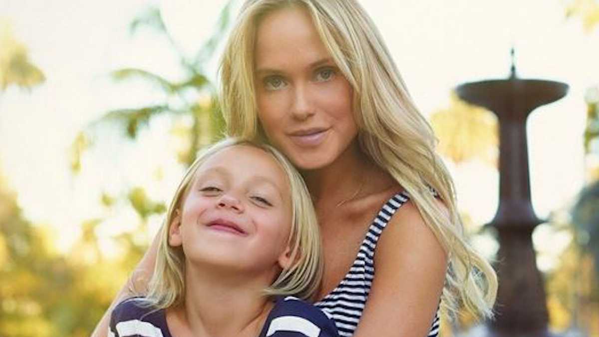 Playboy model's death linked to chiropractor visit