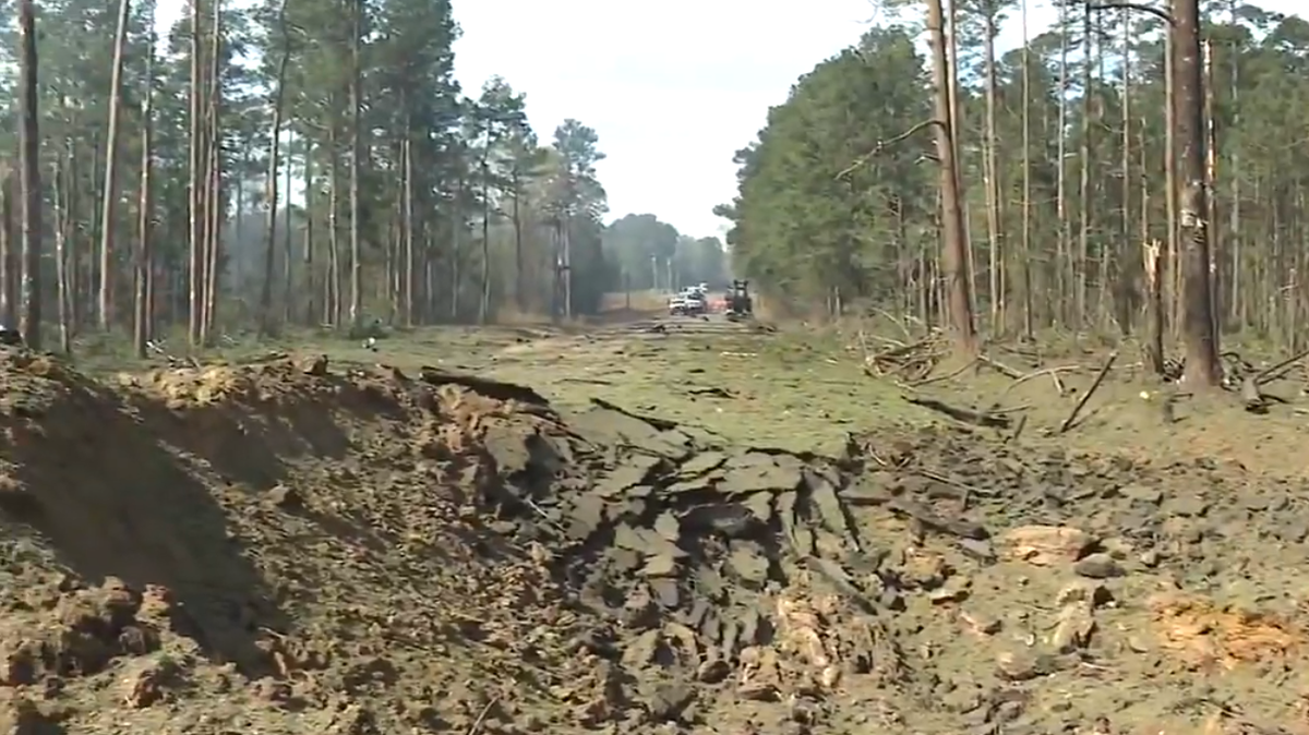 Truck carrying chemical explodes in Arkansas, killing driver