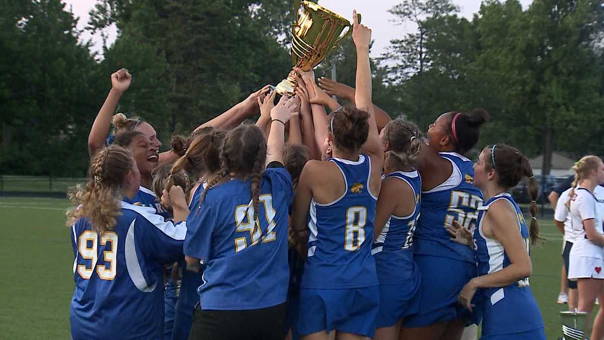 Kentucky Country Day caps off perfect season with a state title