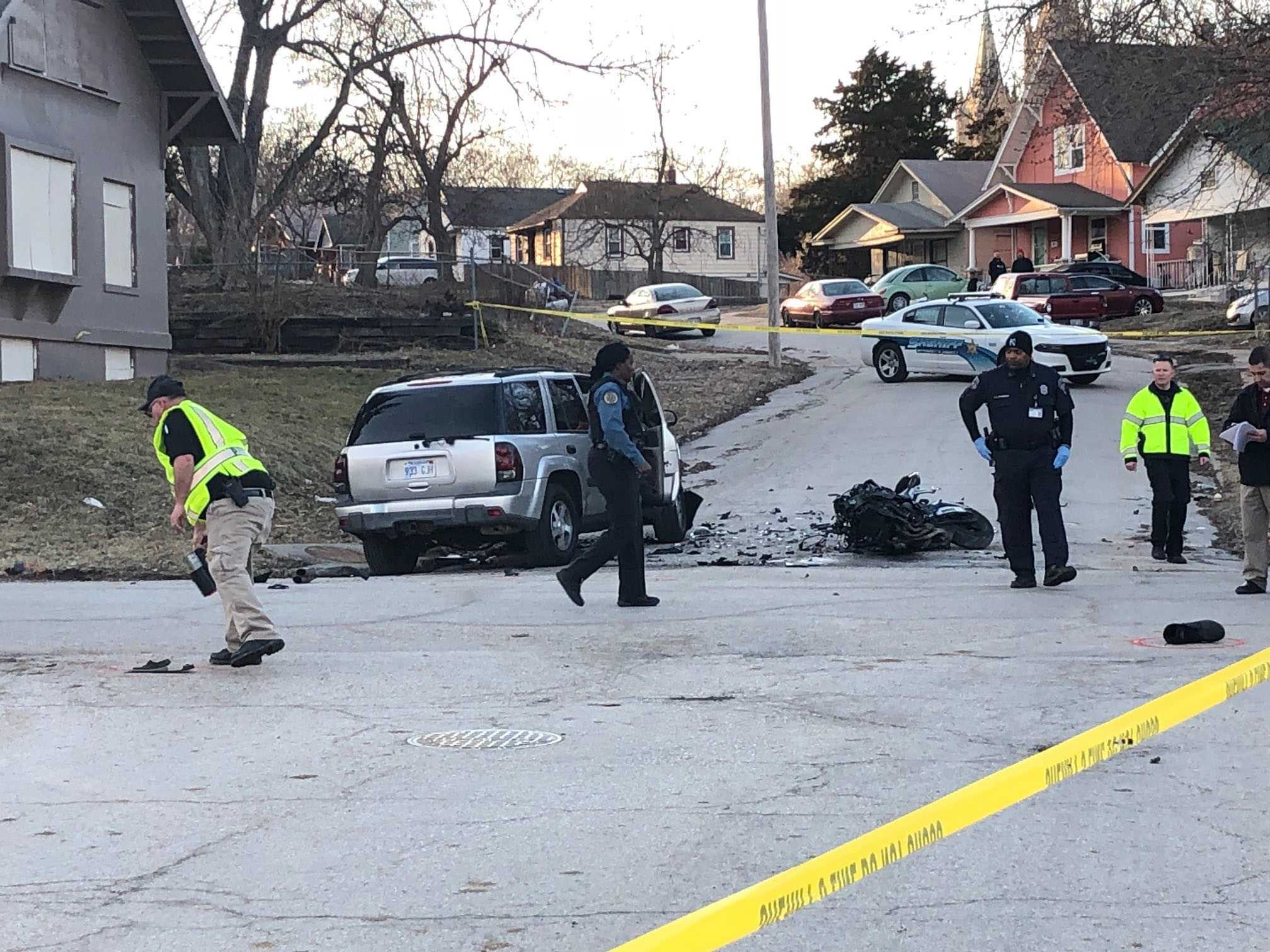 KCK Police Investigate Fatal Crash Monday Involving SUV, Motorcycle