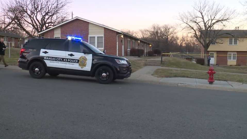 KCK police investigate shooting near 3rd, Edgerton