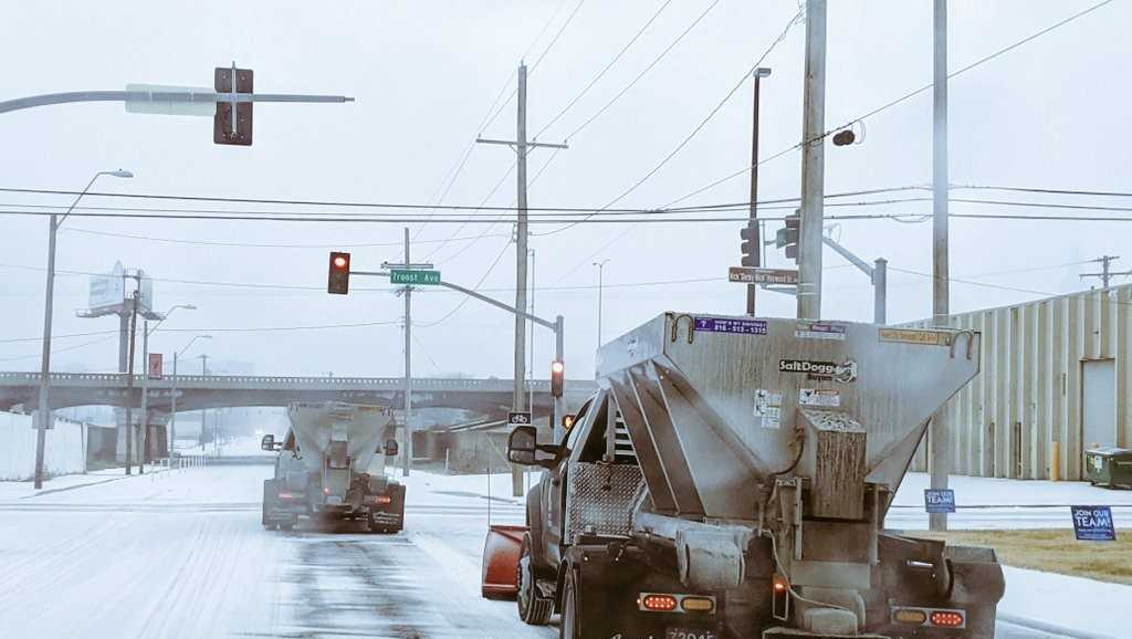 KC road crews lay out plans and advice for impending winter storm