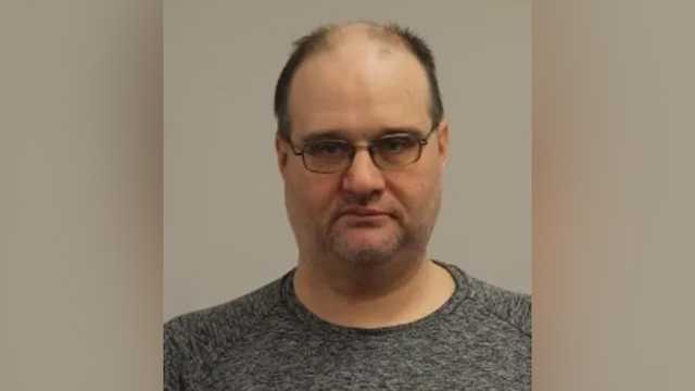 Hundreds of photos, videos of child pornography found on convicted Revere sex offender's phone, police say