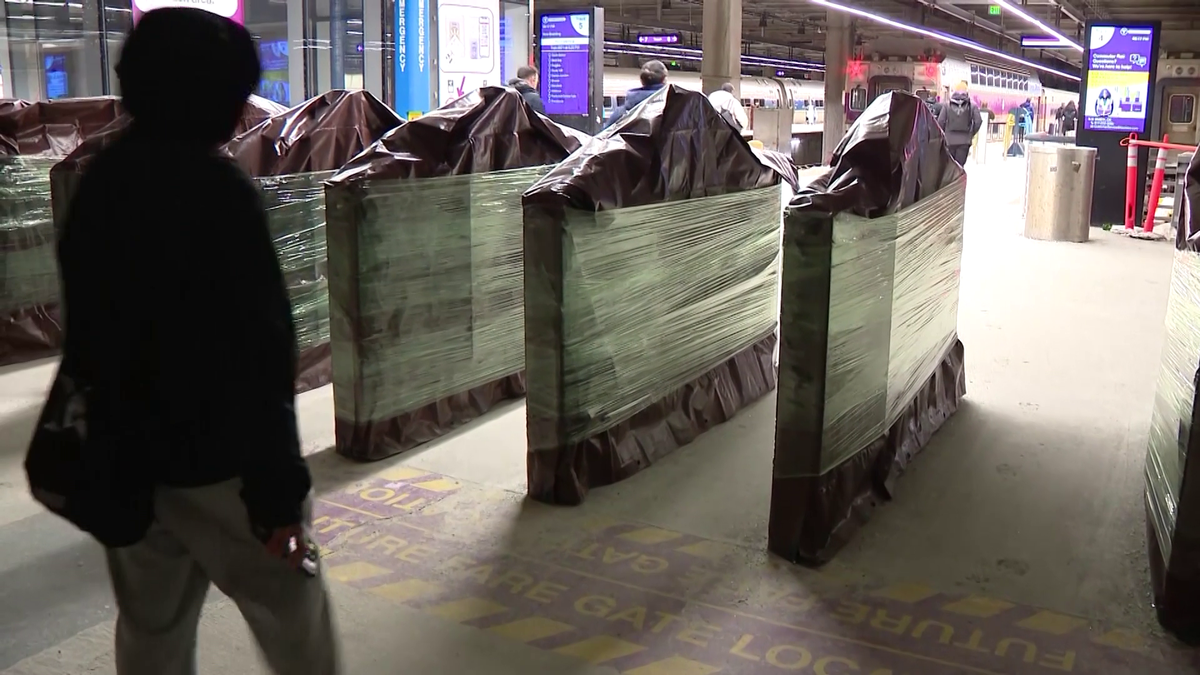 South Station's new $3.3M fare gates struggle in Boston's cold weather