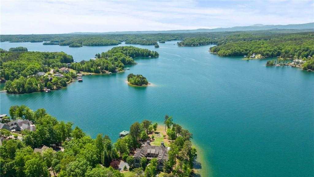 South Carolina: Lake Keowee home has record-breaking asking price