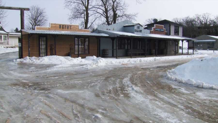 Prosecutors Employee admits sexually assaulting 8 children at horse ranch