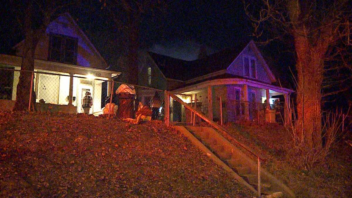 Seven displaced after overnight house fire