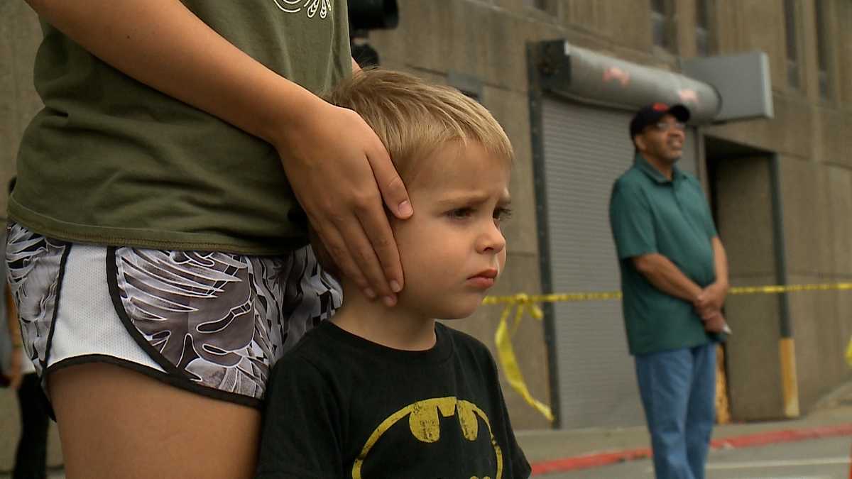 PHOTOS Thousands turn out for Omaha's Labor Day parade