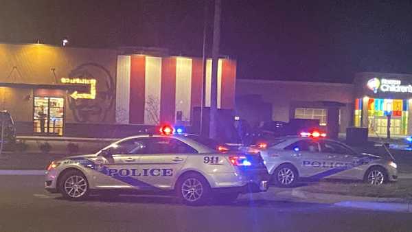 LMPD: Man Dies After Being Shot At Hikes Point Restaurant