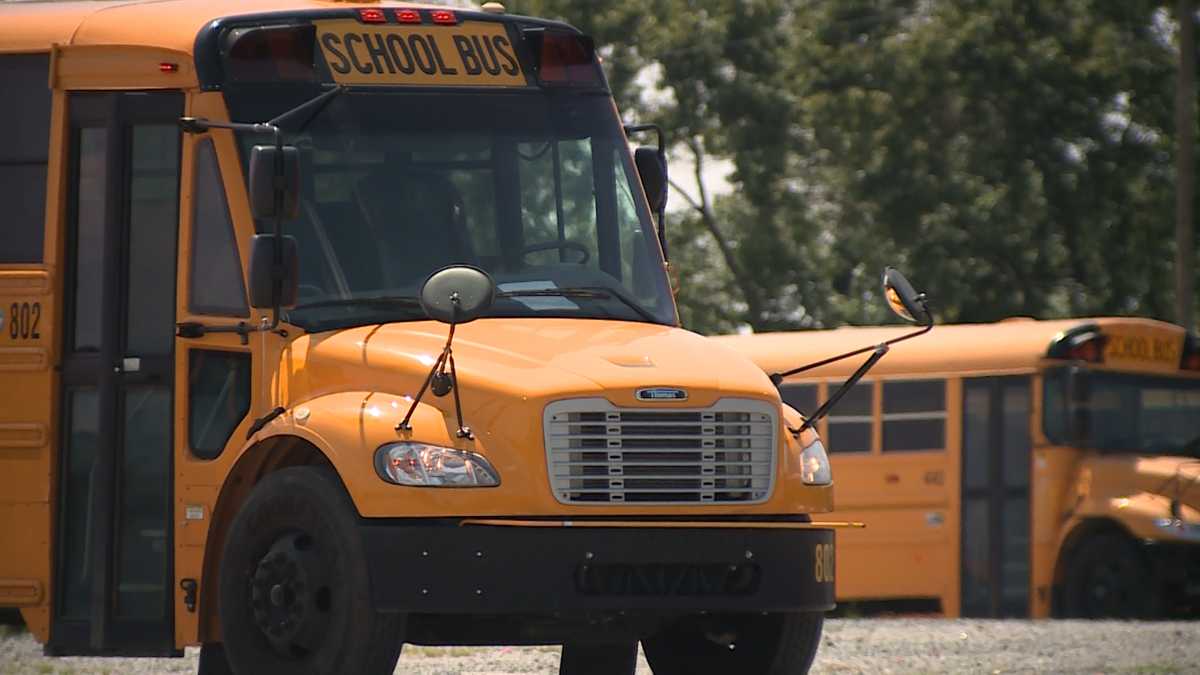 In need of bus drivers, local school districts looking to fill openings