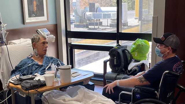 Florida police officer donates kidney to complete stranger - Vimarsana News