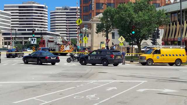 Man falls to death as downtown Milwaukee bridge opens - Vimarsana News