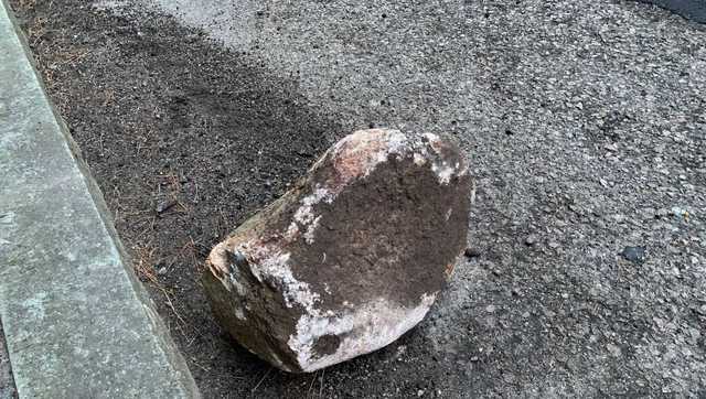 Police: Man purposely placed large rocks on Route 27 for drivers to hit - Vimarsana News